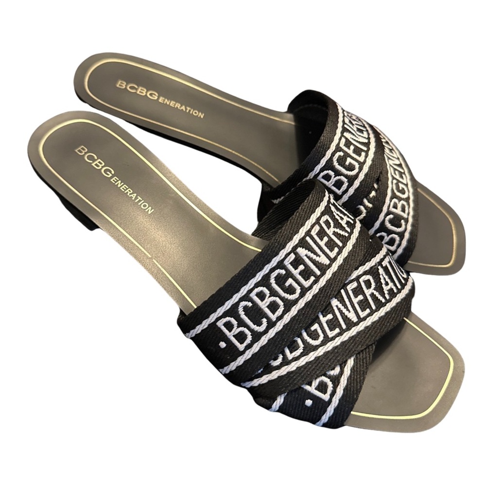 BCBG Size 9.5/women’s black and white.